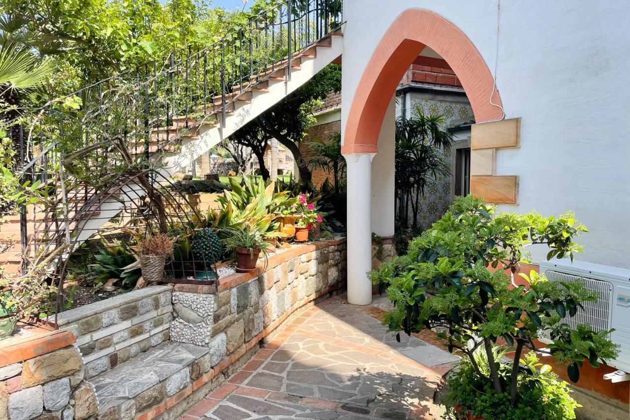Villa Caterina - Solemar Sicilia Cefalu Exterior photo
